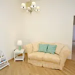 Pippi לינה וארוחת בוקר *