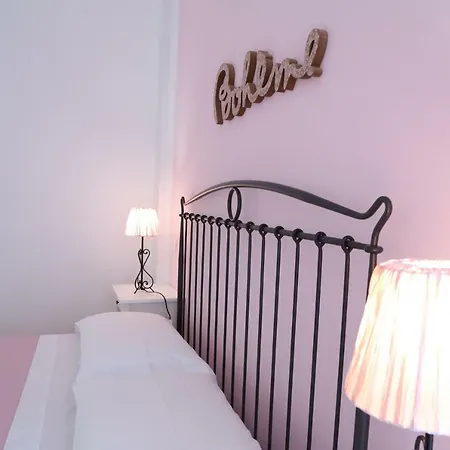 Pippi Bed and breakfast *